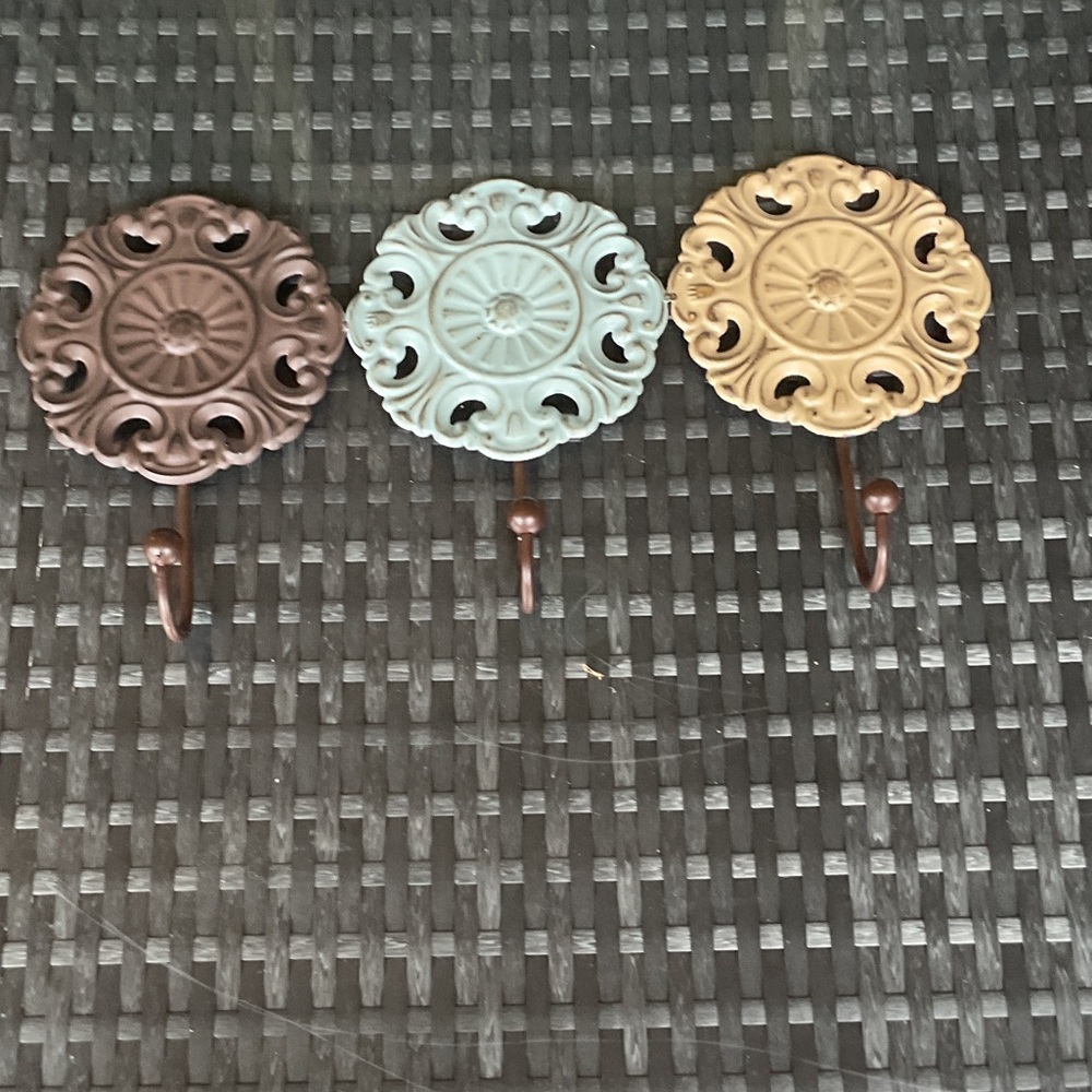 Vintage Style Decorative Wall Hooks - Brown, Blue, Tan